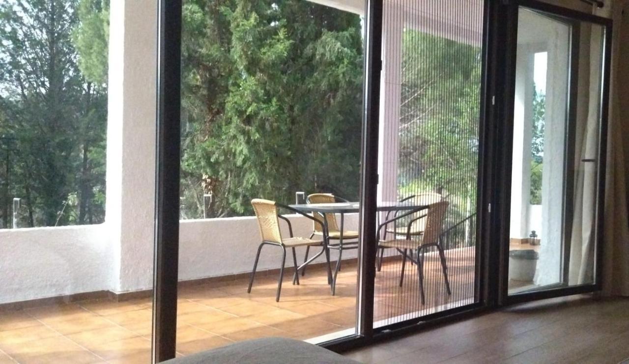 Bonita Casa Blanca En El Bosque. Villa กอร์โดบา ภายนอก รูปภาพ